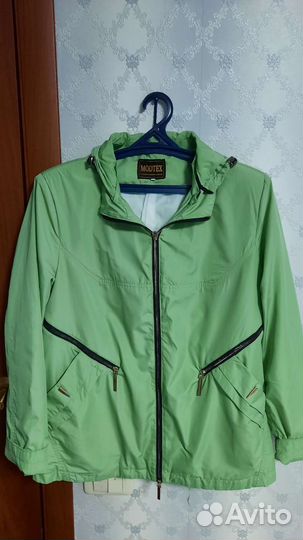Куртка ветровка женская