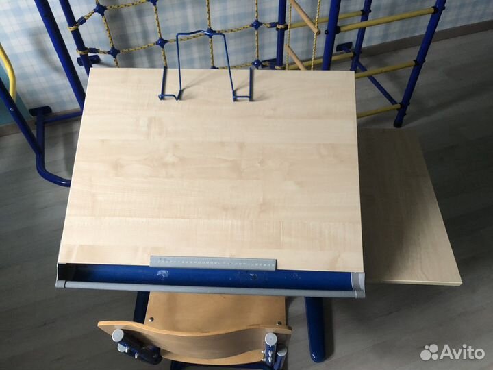 Растущая парта и стул дэми