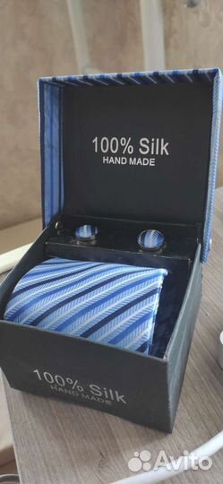 Подарочный набор галстук с запонкам