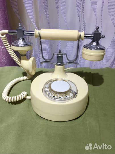 Ретро телефон СССР 1983 год