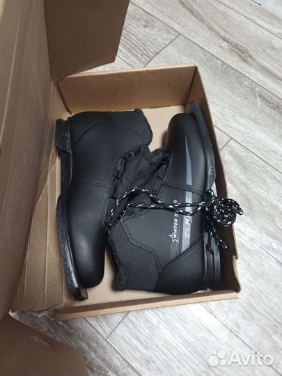 Новые. Не подошёл размер