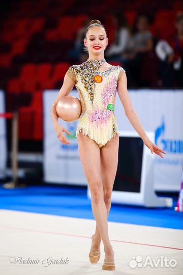 Купальник для художественной гимнастики