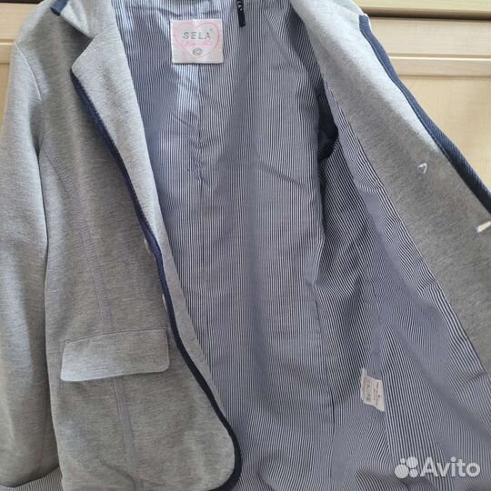 Пиджак на девочку 122-128