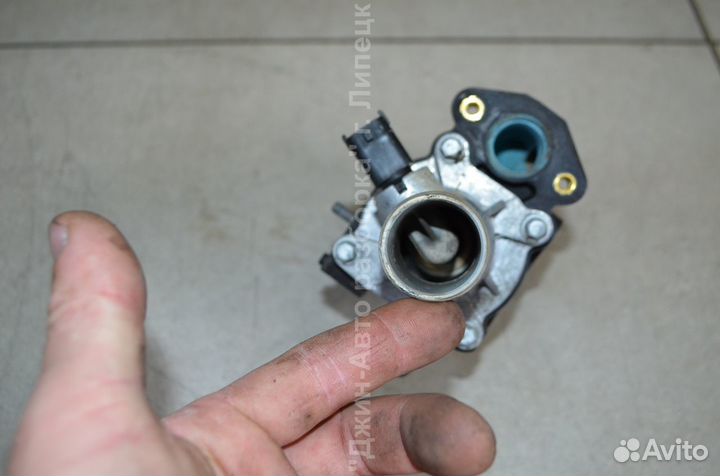 Корпус термостата термостат 1.6 Astra H Zafira B