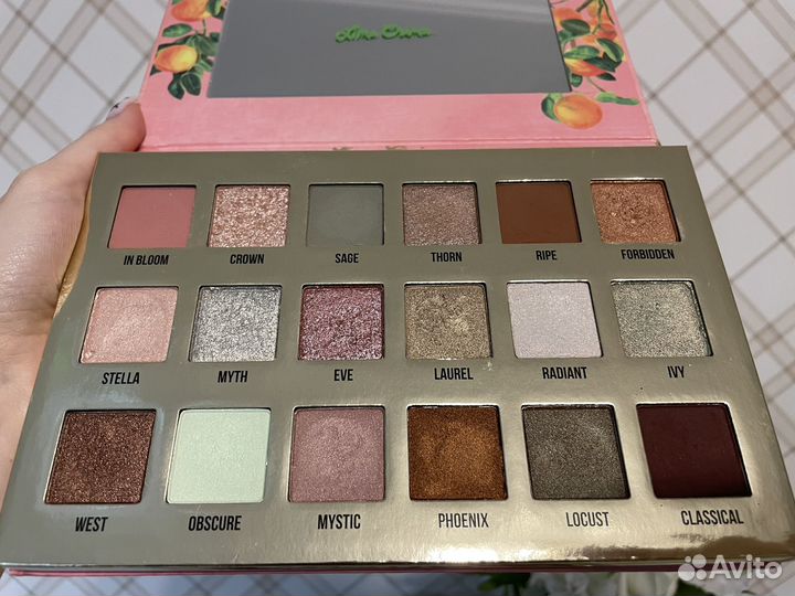 Палетка теней lime crime venus xl 2