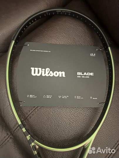 Wilson blade 98 18x20 v8.0