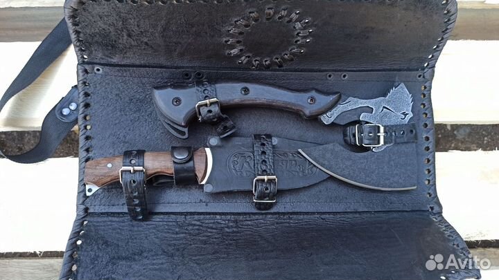 Нож и топор