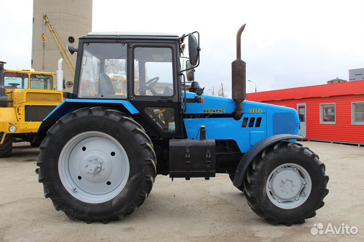Трактор МТЗ (Беларус) 1221.2, 2017
