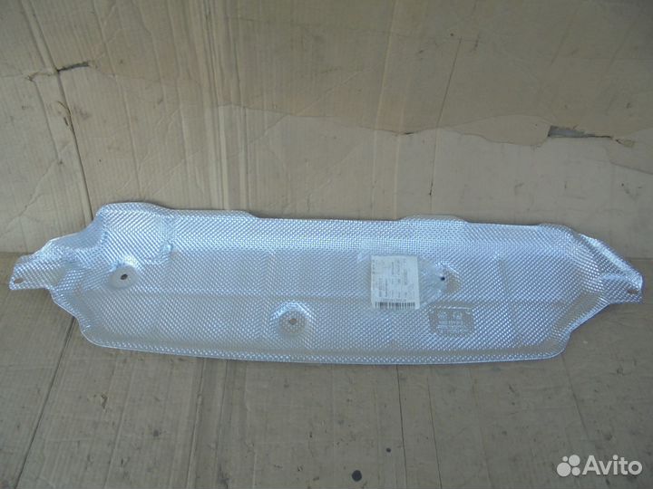 Экран теплозащитный глушителя Audi Q7 2