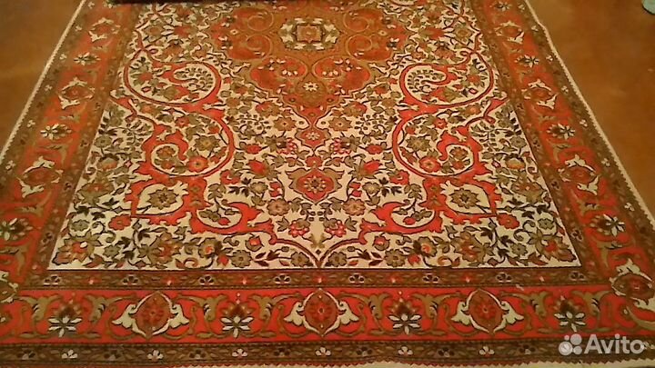 Ковер бу шерстяной