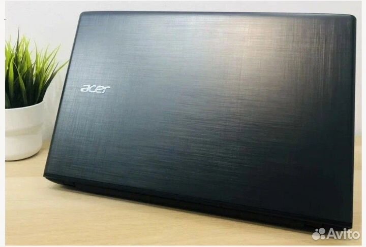 Acer i3-6006U/6GB/94 MX/120 GB SSD/500 GB HDD