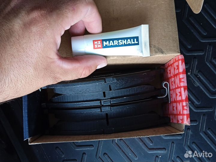 Тормозные колодки передние ниссан