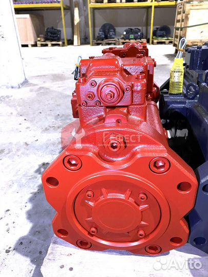 Основной насос Hyundai R500LC-7