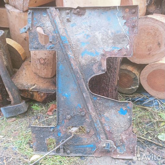 Гидробак корпус мтз 80-4608010Б