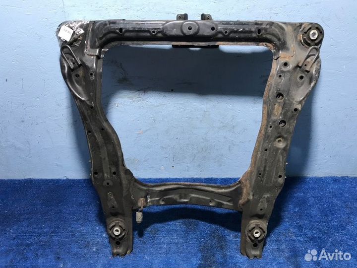 Подрамник передний Honda Crosstour