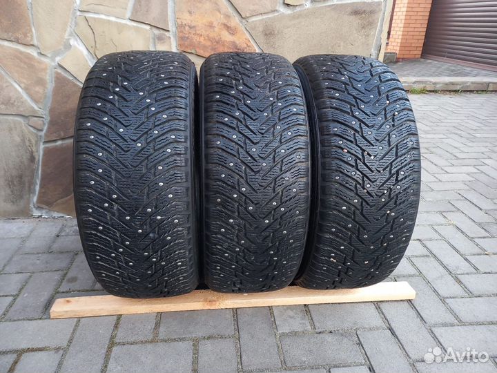 Nokian Tyres Hakkapeliitta 8 225/50 R17 94T
