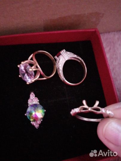 Украшения кольца