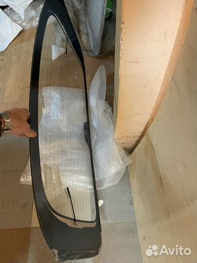 Стекло заднее Chevrole Cruze хэтч 2011