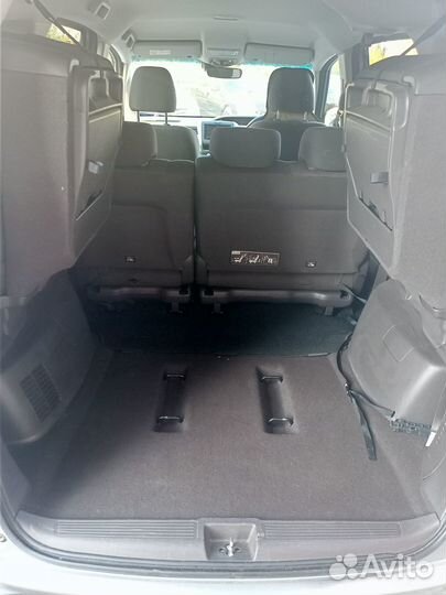 Трансфер 6 мест минивен