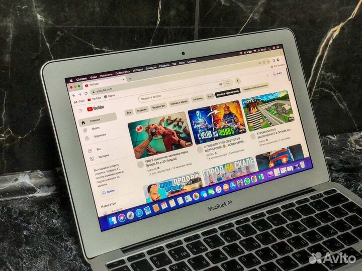 Ноутбук Apple MacBook air 11 core i5