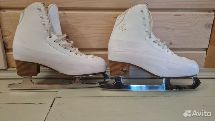 Коньки фигурные