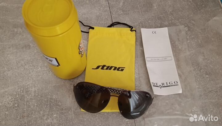 Солнцезащитные очки Sting