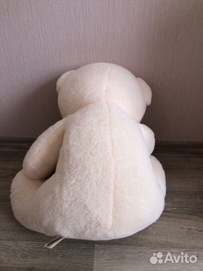 Плюшевый медведь
