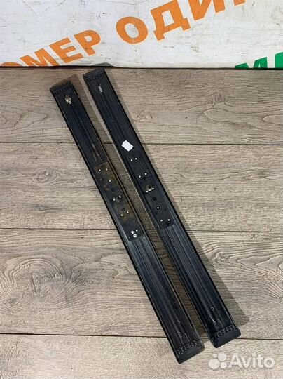 Накладка порога (внутренняя) Mercedes Benz-Мерсед