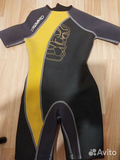 Гидрокостюм для дайвинга