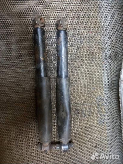 Амортизаторы задние Ford Focus CB8 iqdb 2011