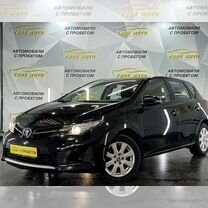 Toyota Auris 1.3 MT, 2014, 98 401 км, с пробегом, цена 1 369 000 руб.