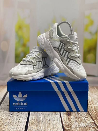 Кроссовки мужские Adidas Ozweego