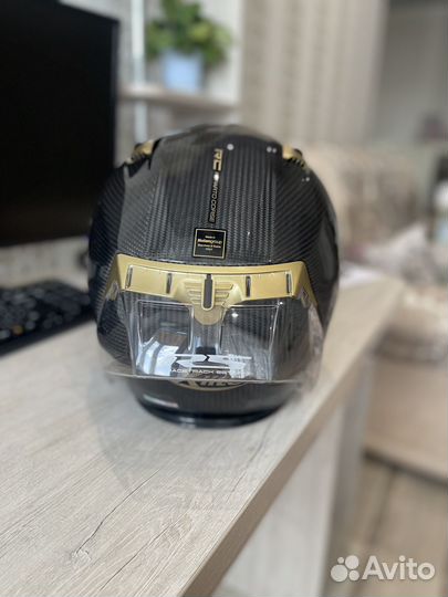 Мото шлем X-Lite X-803 RS Ultra Carbon