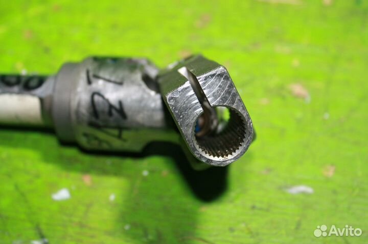 Карданчик рулевой toyota avensis AZT250