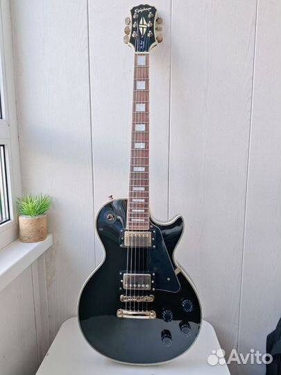 Электрогитара Epiphone Les Paul Custom