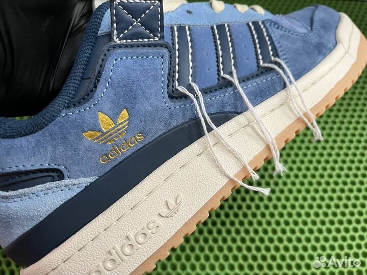 Кроссовки Adidas