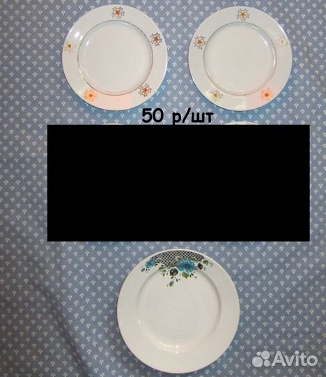 Тарелки глубокие и неглубокие, вилки, ложки, ножи