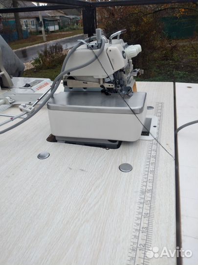 Швейная машинка