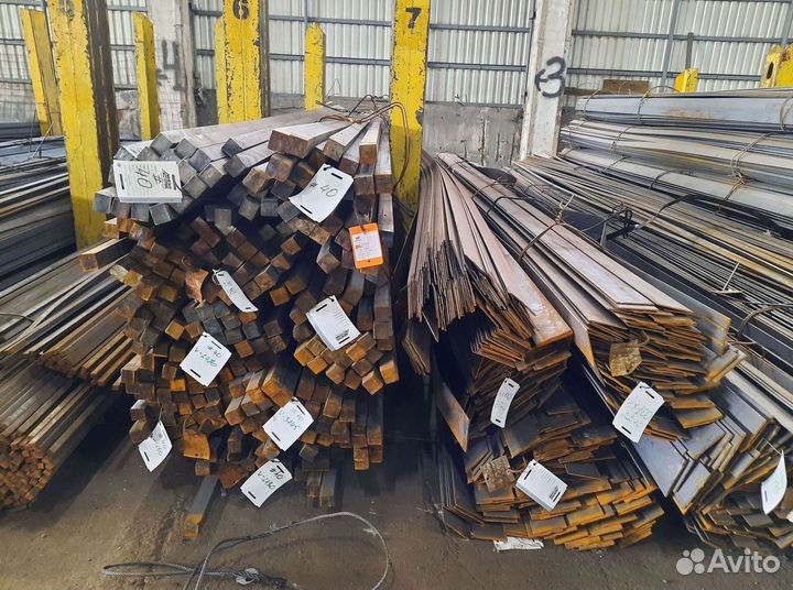 Квадрат металлический