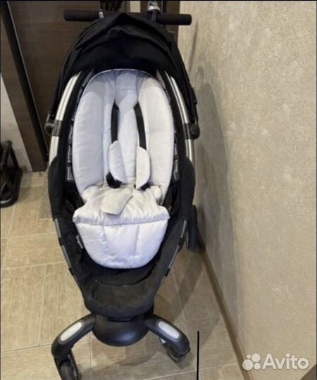 Коляска прогулочная 4 moms