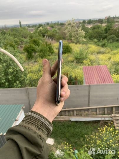 iPhone 11 Pro, 64 ГБ