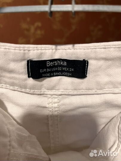 Белые летние шорты bershka 34
