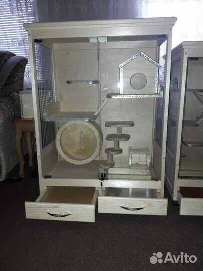 Клетки и витрины