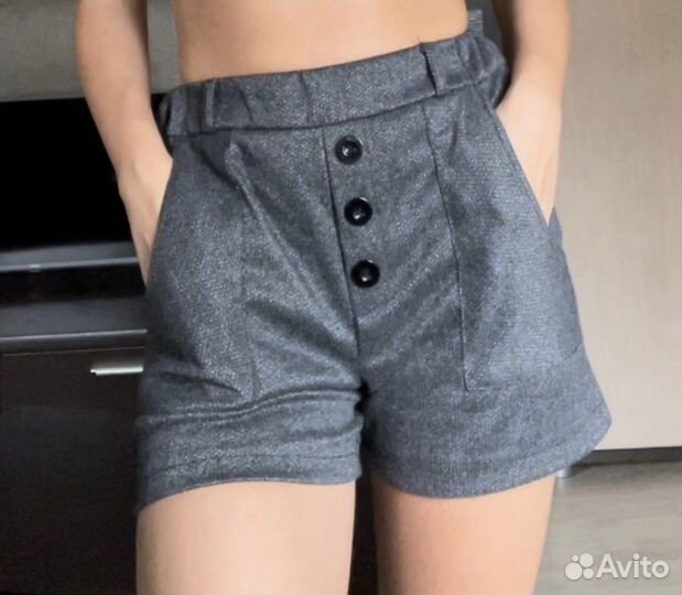 Шорты женские