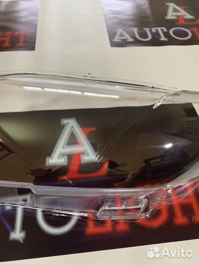 Стекло фары Toyota Camry V40 2006-2009 левое