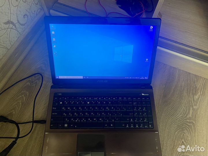 Ноутбук asus