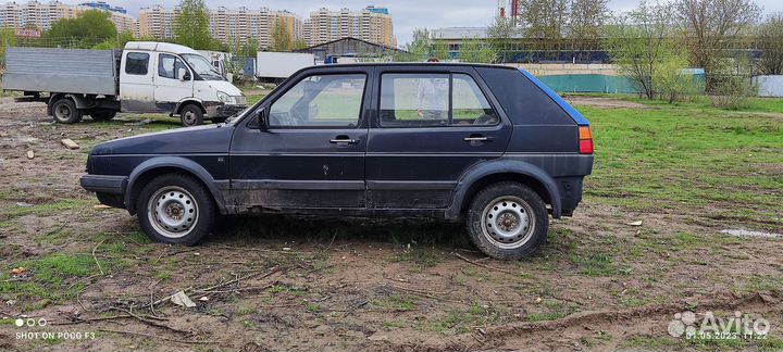 Volkswagen Golf 1.6 МТ, 1983, битый, 203 595 км