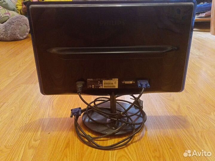 Монитор Philips