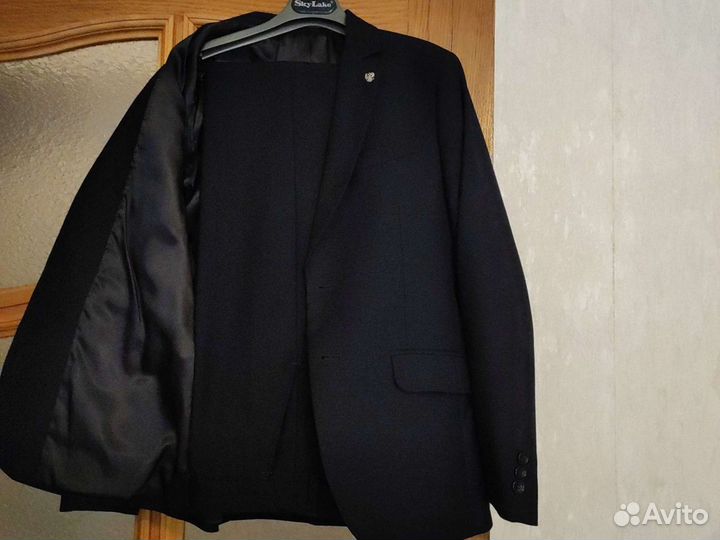 Школьный костюм