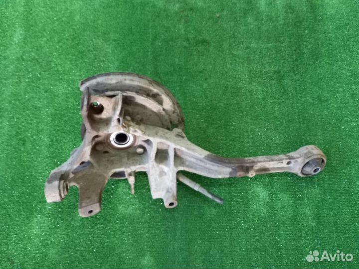 Цапфы задние Subaru Legacy B13 2003-2009